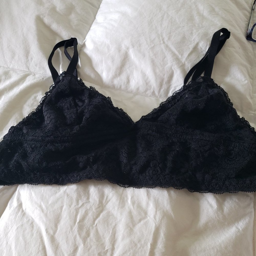 Forever 21 Black Lace Longline Bralette- Medium